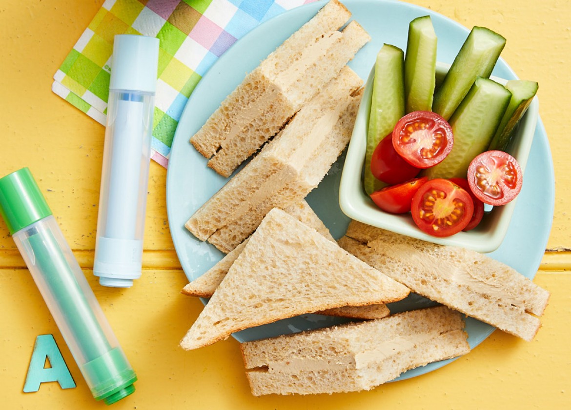 VEGEMITE & CREAM CHEESE WHOLEMEAL SANDWICHES