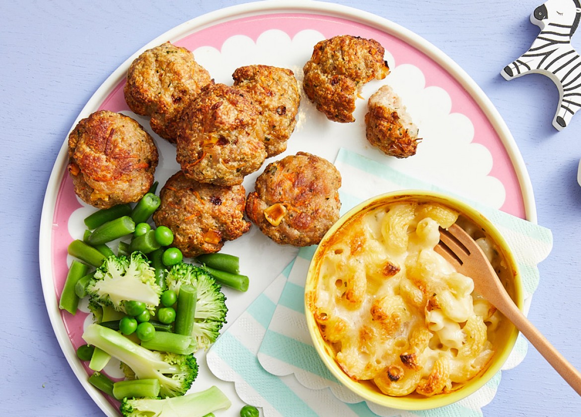 CHICKEN & CORN RISSOLE, MACARONI CHEESE